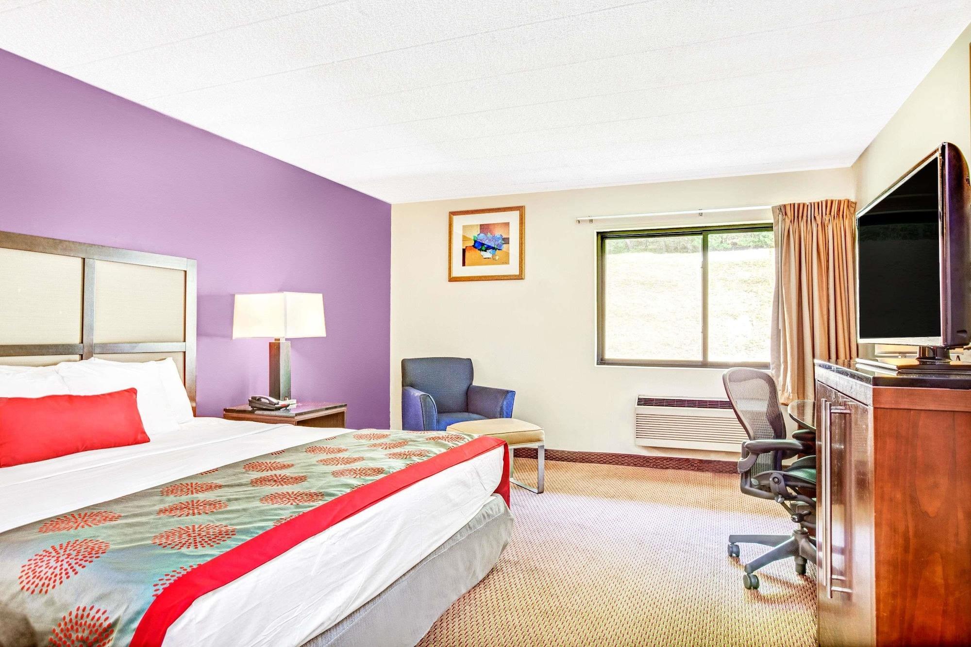 Hotel Ramada By Wyndham Rockaway Exteriér fotografie